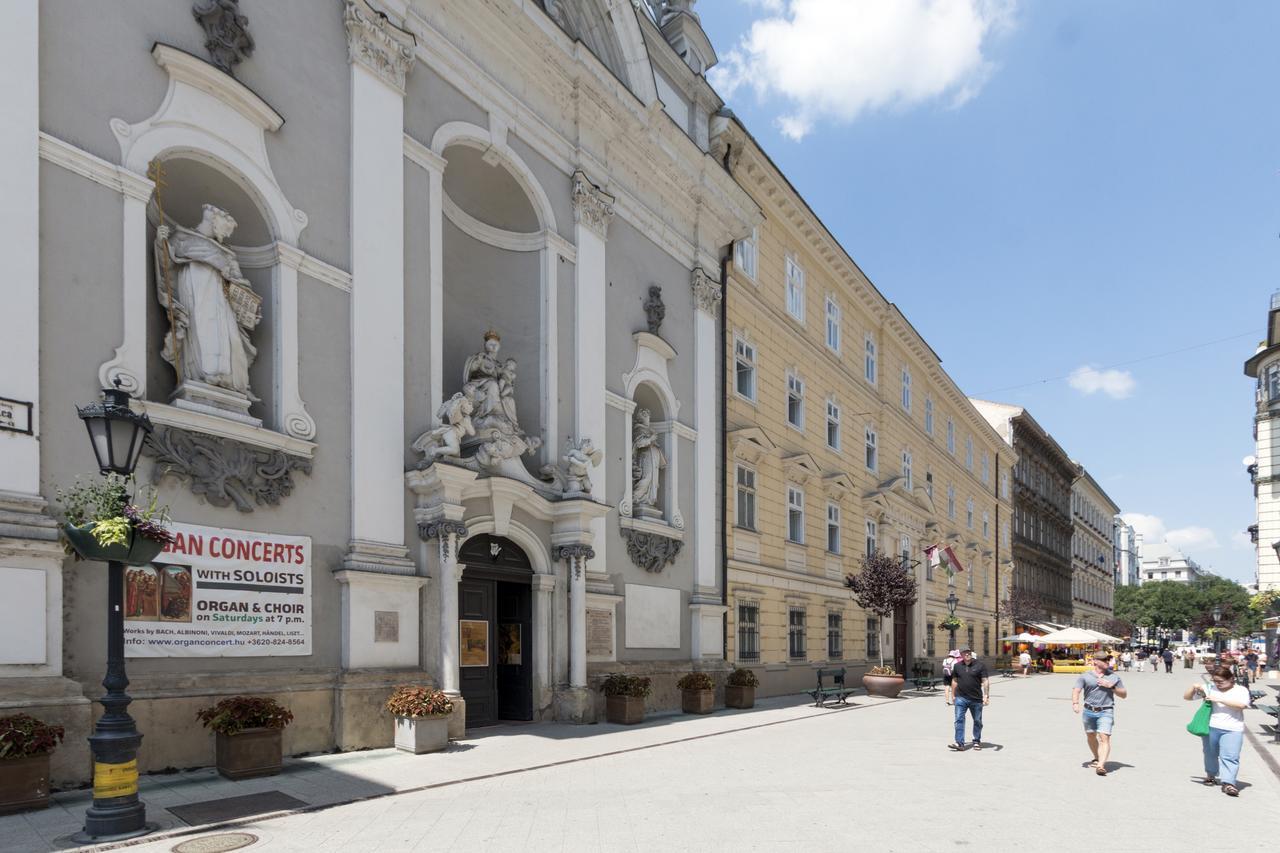 Apartamento D.Five Harmony Studio At Vaci Street Budapest Exterior foto